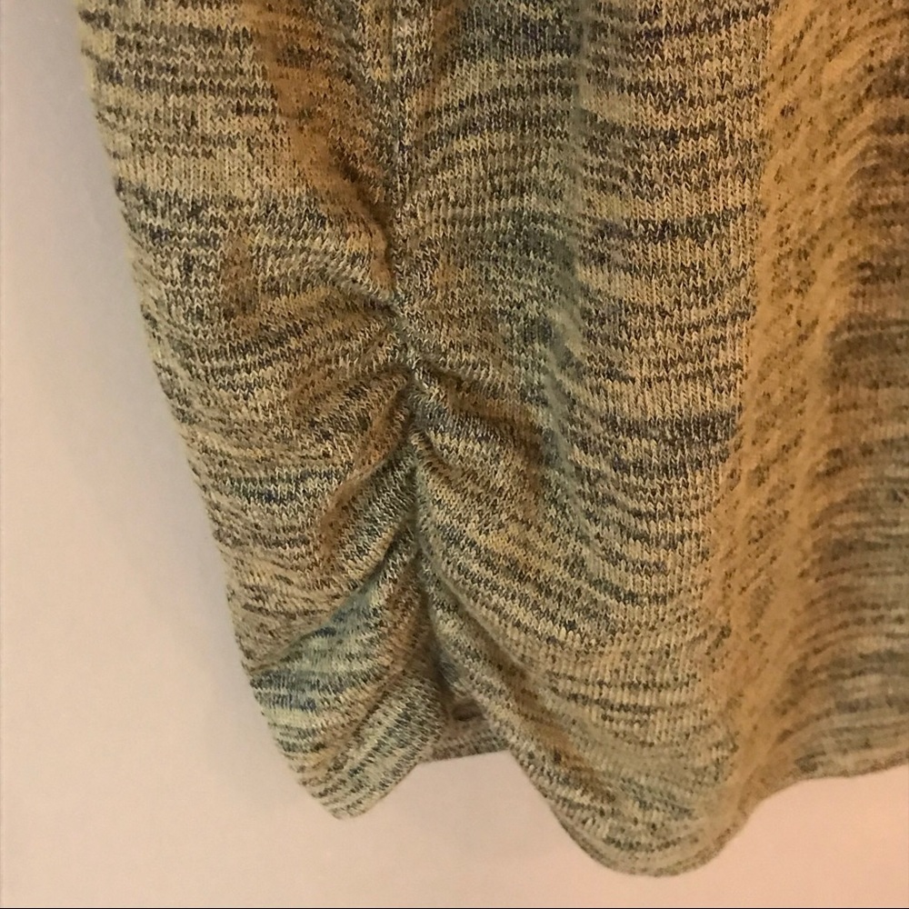 Bobbie Brooks Plus Size Short Sleeve Knitted Top - Picture 3 of 7